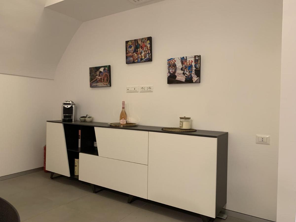 La Suite Di Piazza Dell'Universita كاتانيا المظهر الخارجي الصورة