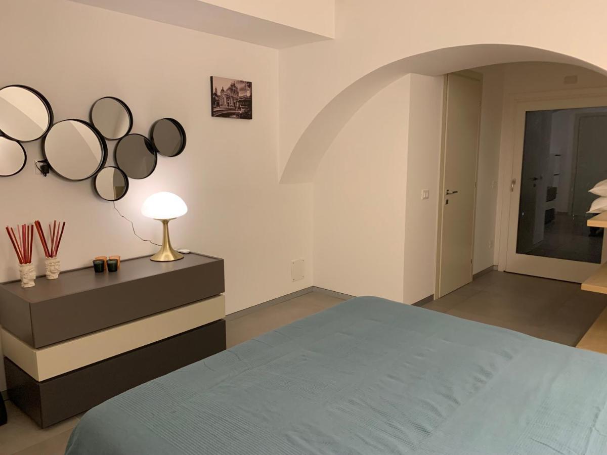 La Suite Di Piazza Dell'Universita كاتانيا المظهر الخارجي الصورة
